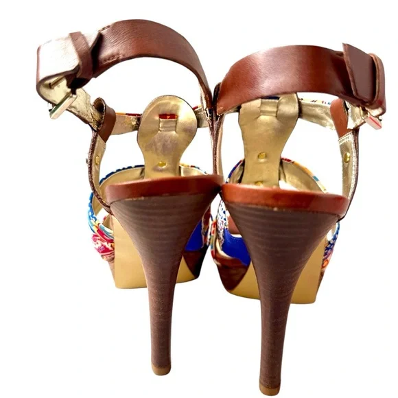 Guess Brown and Multicolor Floral Heels - Picture 2 of 16